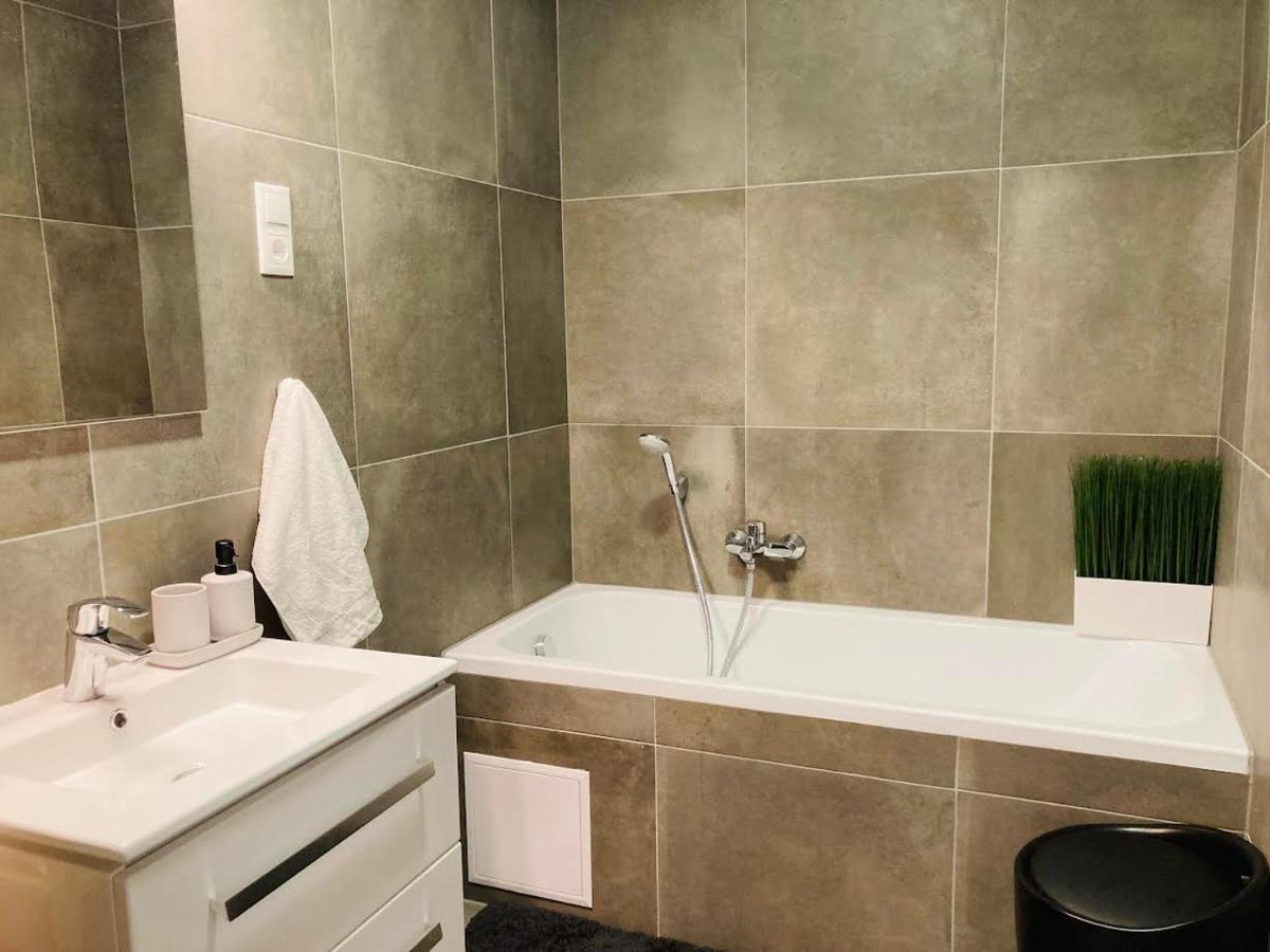 Zawia Apartman Lejlighed Balatonföldvár Eksteriør billede